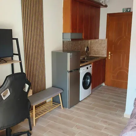 Komninon 90-92 15min Walk To Center Appartamento Serres