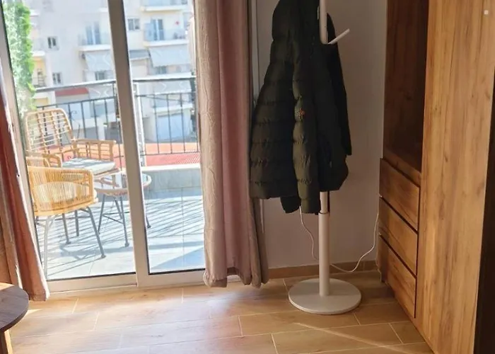 Komninon 90-92 15min Walk To Center Appartement